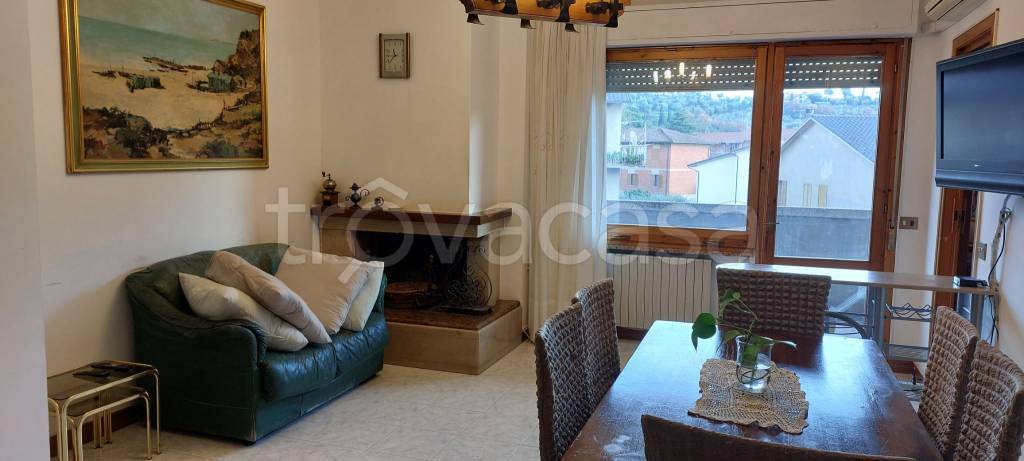 appartamento in vendita a Passignano sul Trasimeno