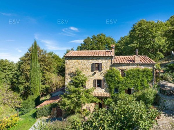 casa indipendente in vendita a Passignano sul Trasimeno in zona Castel Rigone