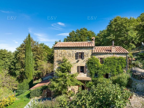 casa indipendente in vendita a Passignano sul Trasimeno in zona Castel Rigone