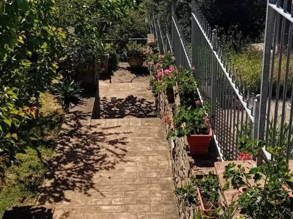 casa indipendente in vendita a Passignano sul Trasimeno in zona San Donato