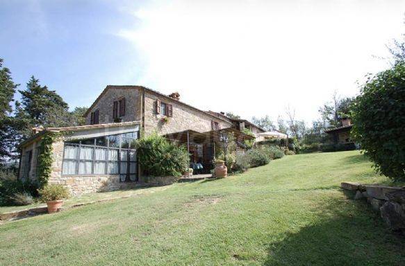 negozio in vendita a Passignano sul Trasimeno