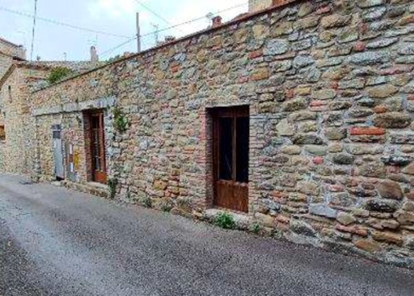 negozio in vendita a Passignano sul Trasimeno