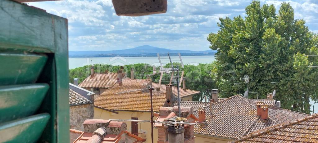 appartamento in vendita a Passignano sul Trasimeno