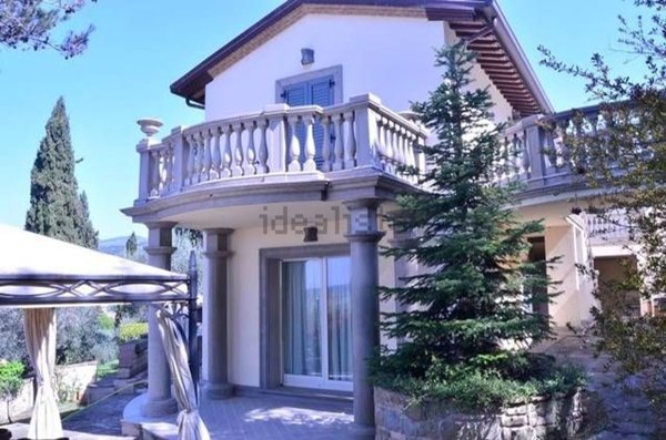 casa indipendente in vendita a Passignano sul Trasimeno