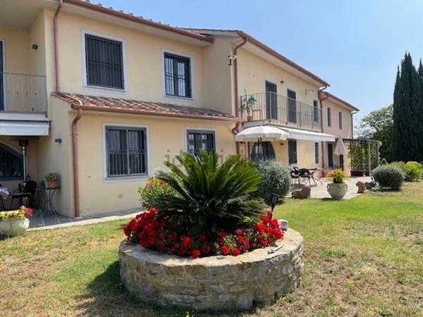 casa indipendente in vendita a Passignano sul Trasimeno