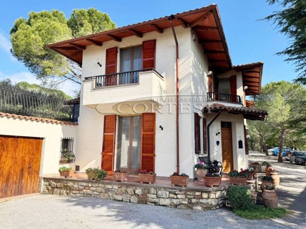 casa indipendente in vendita a Passignano sul Trasimeno