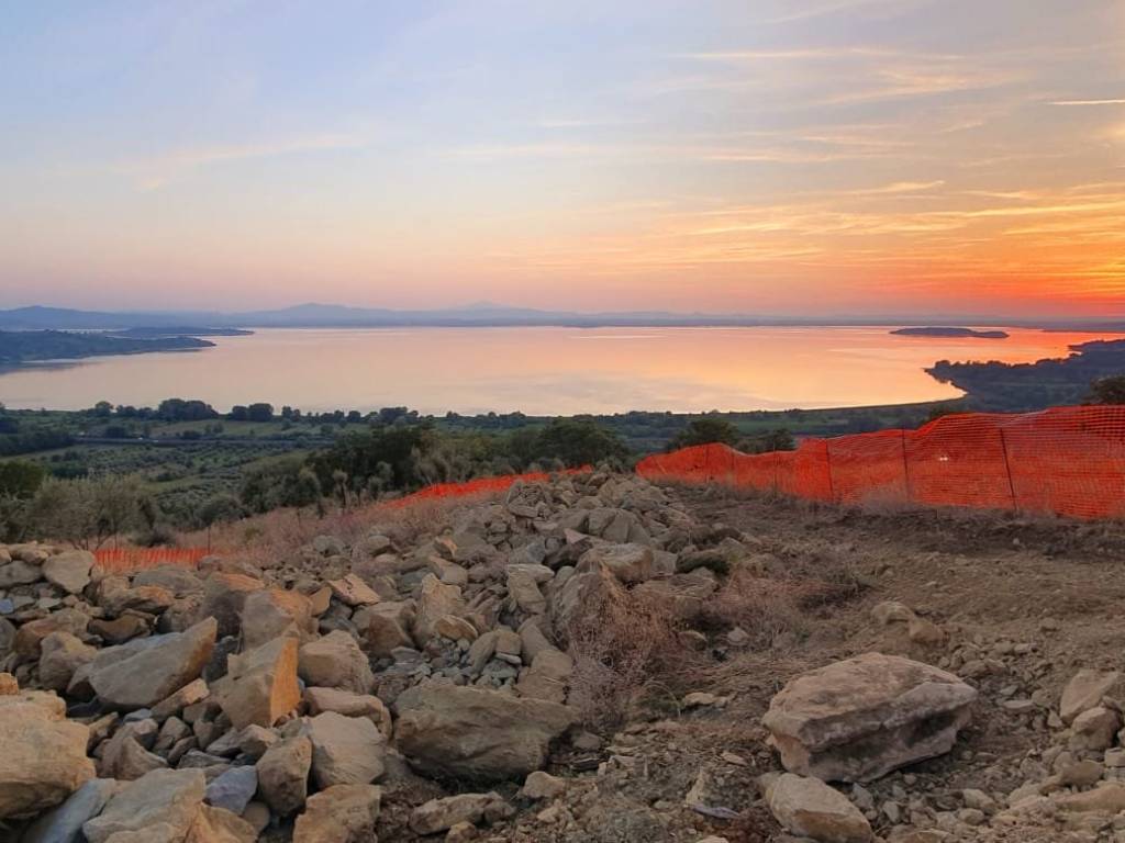 casa indipendente in vendita a Passignano sul Trasimeno
