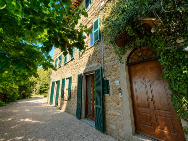 casa indipendente in vendita a Passignano sul Trasimeno