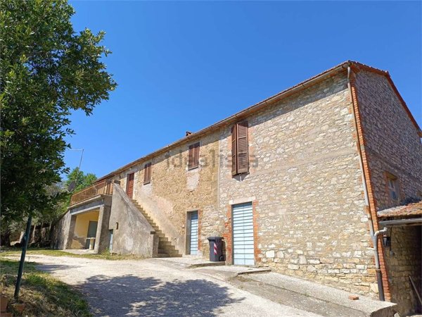 appartamento in vendita a Passignano sul Trasimeno in zona San Donato