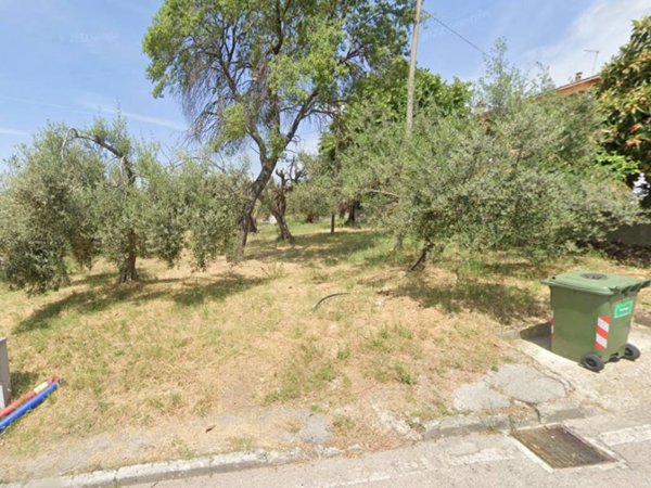 terreno edificabile in vendita a Passignano sul Trasimeno