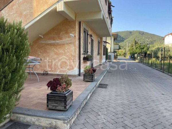 appartamento in vendita a Passignano sul Trasimeno in zona San Donato