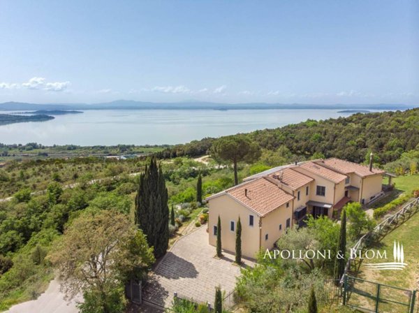 casa indipendente in vendita a Passignano sul Trasimeno