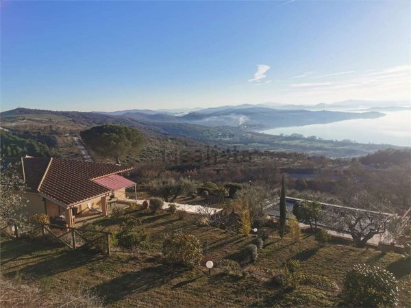 casa indipendente in vendita a Passignano sul Trasimeno in zona San Donato