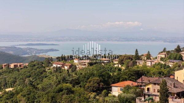 casa indipendente in vendita a Passignano sul Trasimeno in zona Castel Rigone