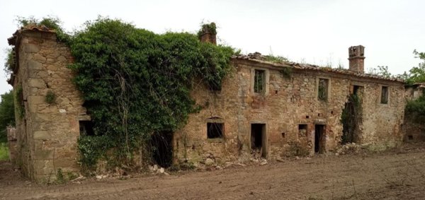 villa in vendita a Passignano sul Trasimeno in zona Castel Rigone