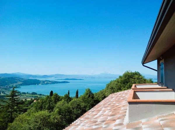 casa indipendente in vendita a Passignano sul Trasimeno
