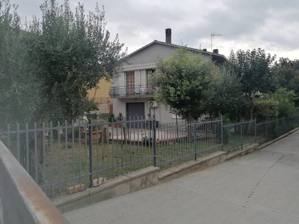 casa indipendente in vendita a Passignano sul Trasimeno in zona San Donato