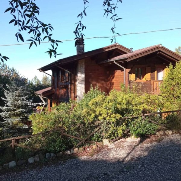 casa indipendente in vendita a Passignano sul Trasimeno in zona Castel Rigone