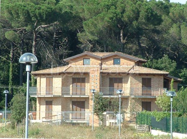 casa indipendente in vendita a Perugia in zona Castel del Piano