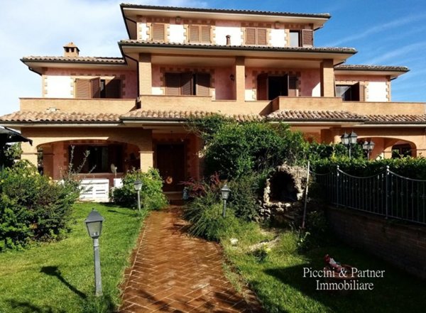 casa indipendente in vendita a Perugia in zona Ponte Pattoli