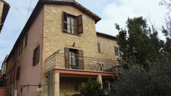casa indipendente in vendita a Perugia in zona Sant'Enea