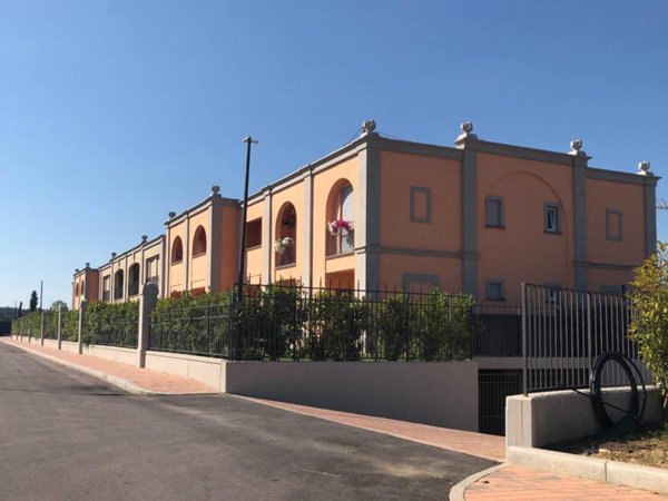 casa indipendente in vendita a Perugia in zona Fontignano