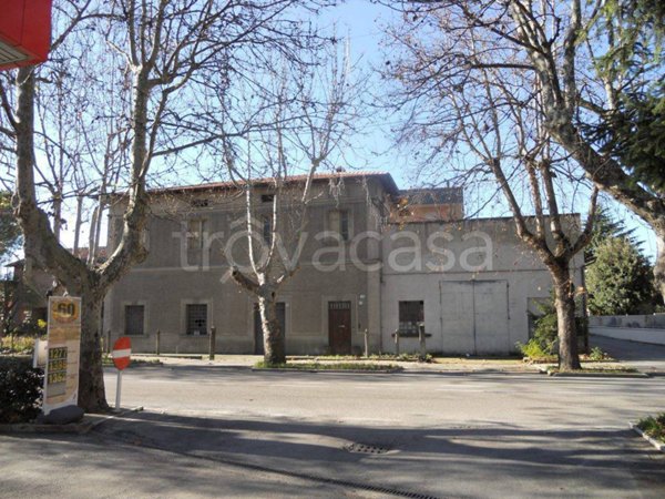 ufficio in vendita a Perugia in zona Ponte San Giovanni