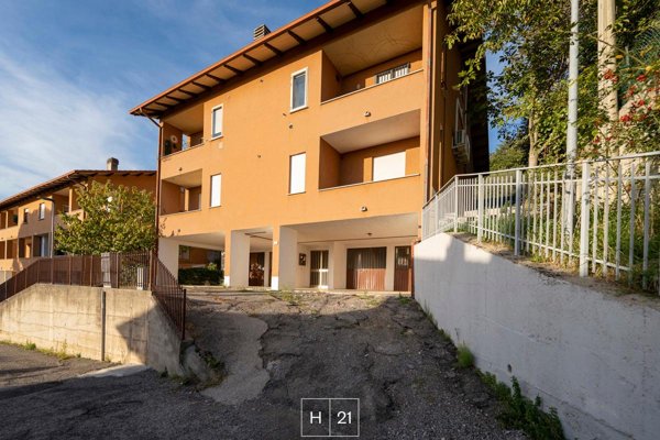 appartamento in vendita a Perugia in zona Collestrada