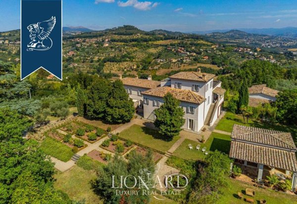 casa indipendente in vendita a Perugia in zona Monteluce