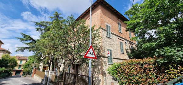 casa indipendente in vendita a Perugia in zona Madonna Alta