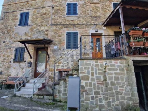 casa indipendente in vendita a Perugia in zona Collestrada