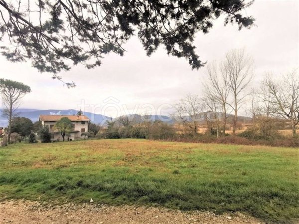 terreno edificabile in vendita a Perugia in zona Parlesca
