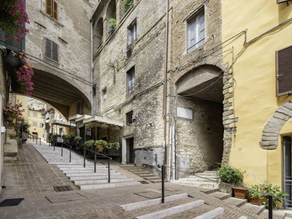 appartamento in vendita a Perugia in zona Elce