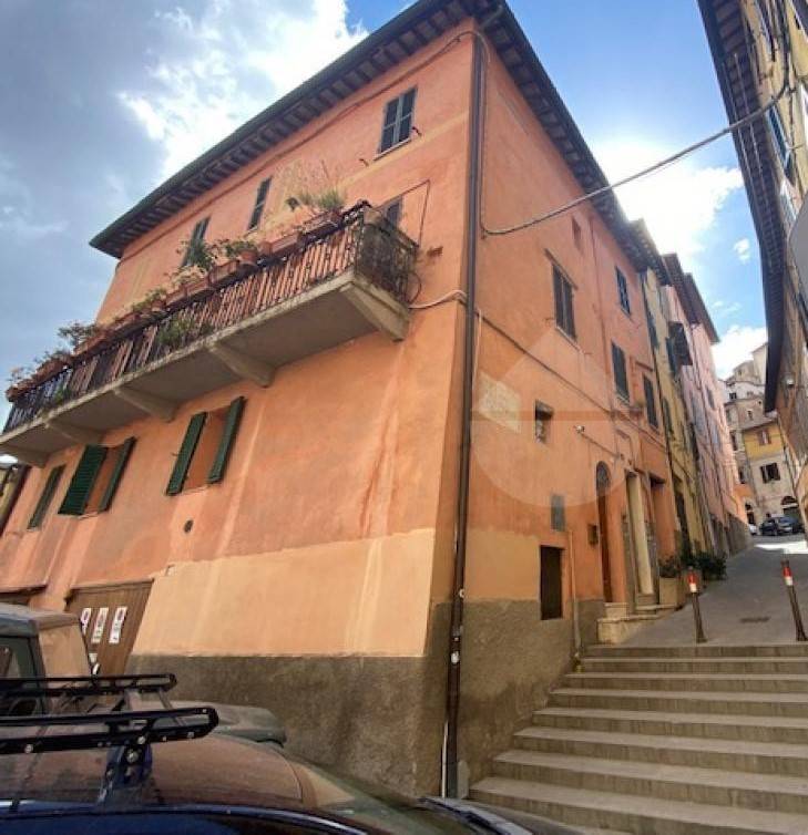 appartamento in vendita a Perugia in zona Elce