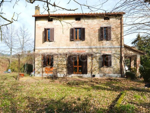 casa indipendente in vendita a Perugia in zona Montebello