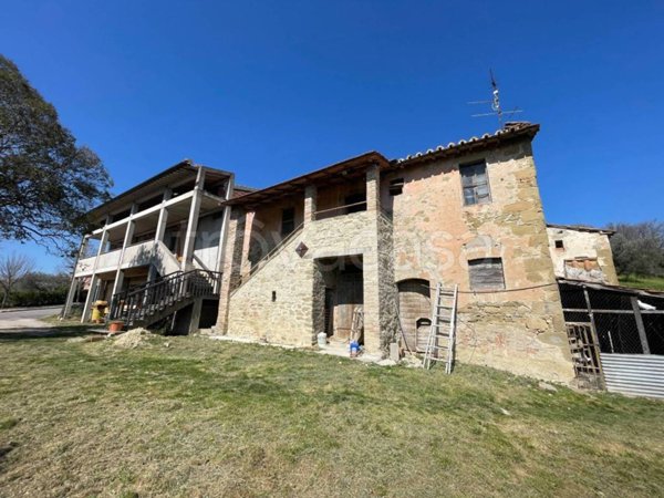casa indipendente in vendita a Perugia in zona Ponte Felcino