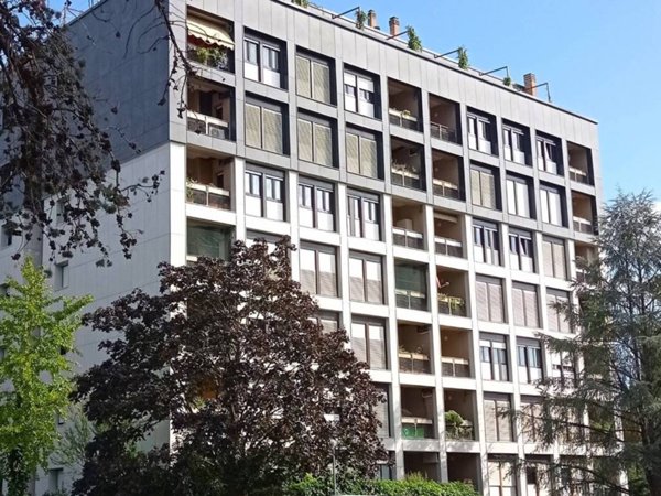 ufficio in vendita a Perugia in zona Madonna Alta