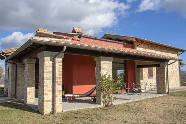 casa indipendente in vendita a Perugia in zona San Martino In Campo