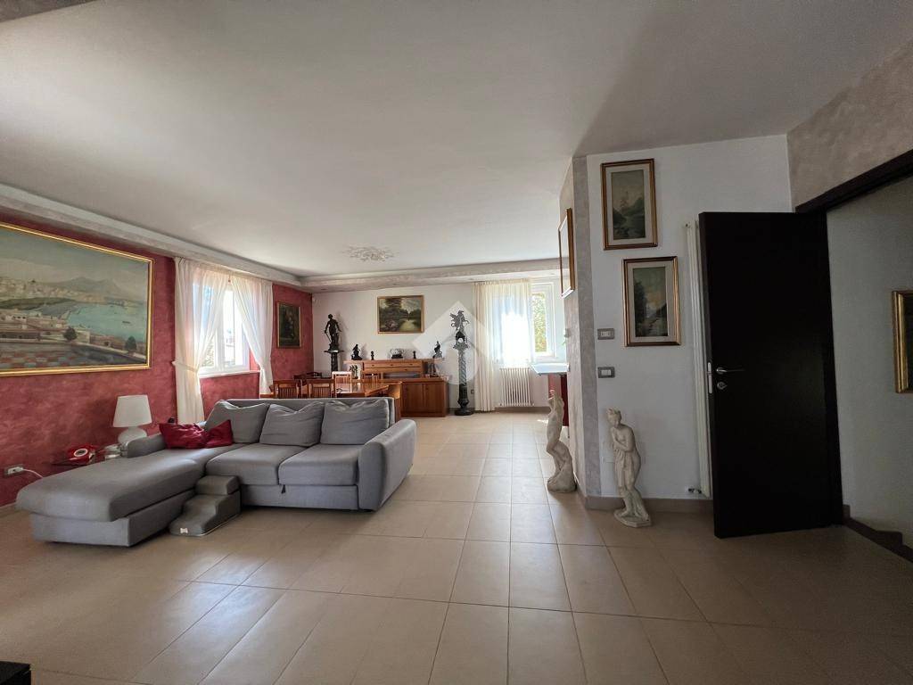 casa indipendente in vendita a Perugia in zona Casa del Diavolo
