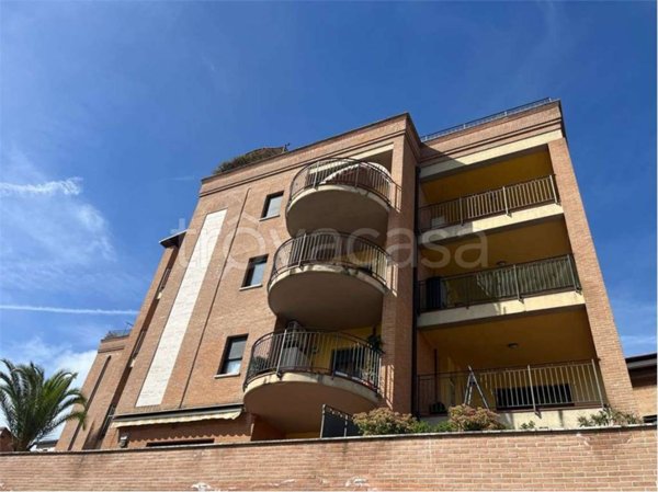 appartamento in vendita a Perugia in zona Ferro di Cavallo