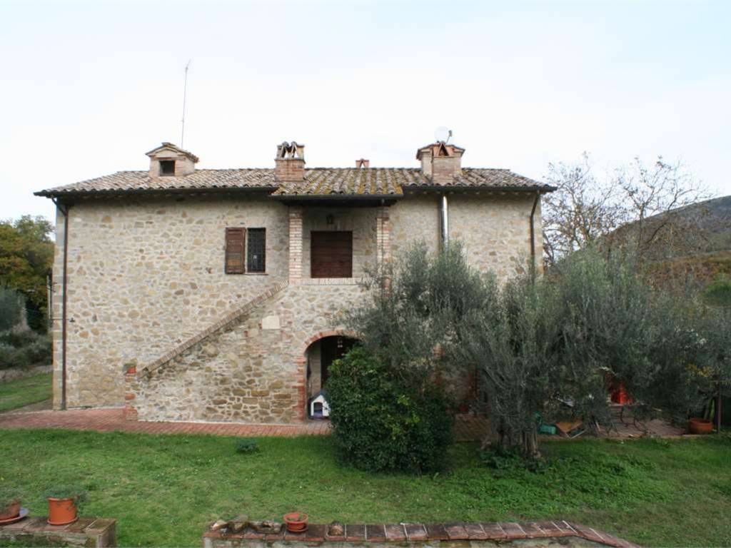 casa indipendente in vendita a Perugia in zona Colle Umberto I