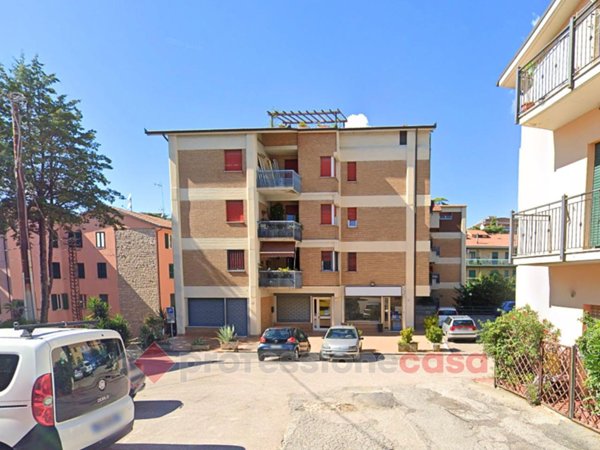 casa indipendente in vendita a Perugia in zona Prepo