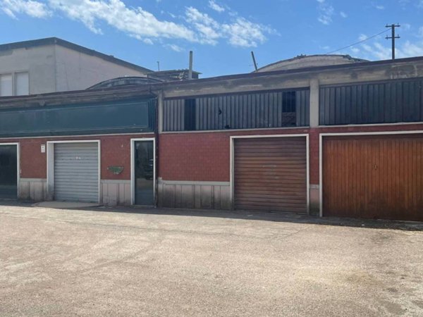 intera palazzina in vendita a Perugia in zona Ponte Felcino