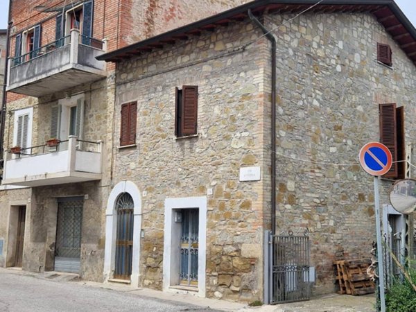 casa indipendente in vendita a Perugia in zona Cordigliano