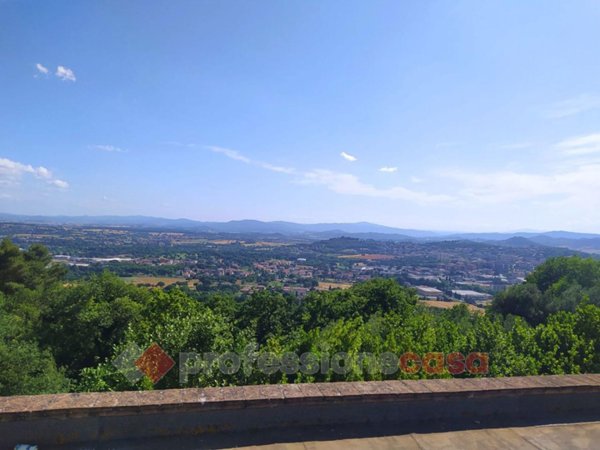 casa indipendente in vendita a Perugia in zona Lacugnano