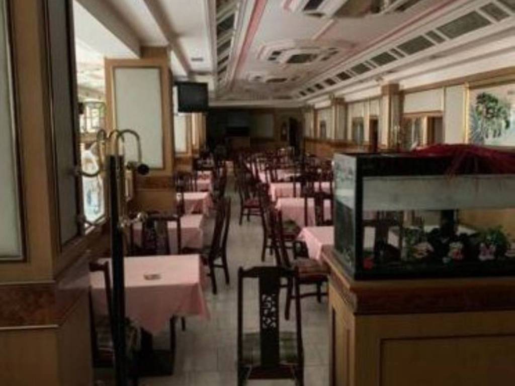 negozio in vendita a Perugia in zona Stazione