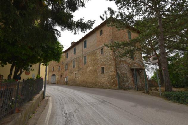 pentavano in vendita a Perugia in zona Pilonico Materno