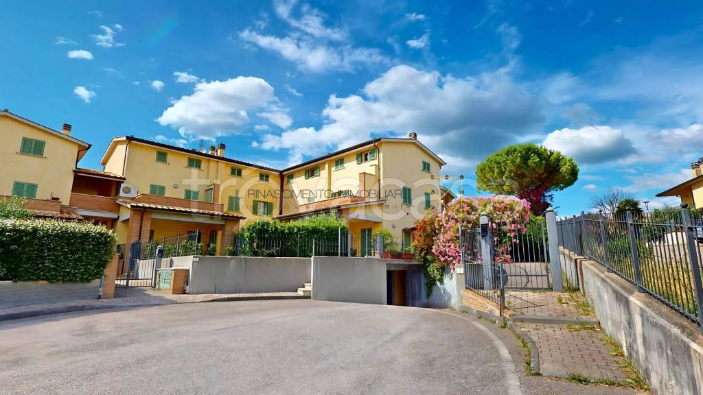 appartamento in vendita a Perugia in zona Pianello