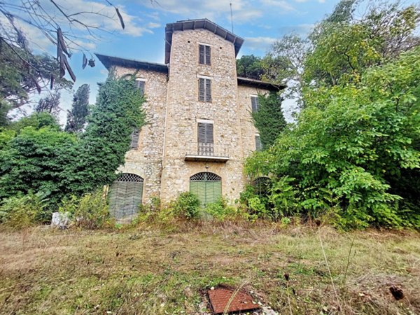 casa indipendente in vendita a Perugia in zona San Fortunato