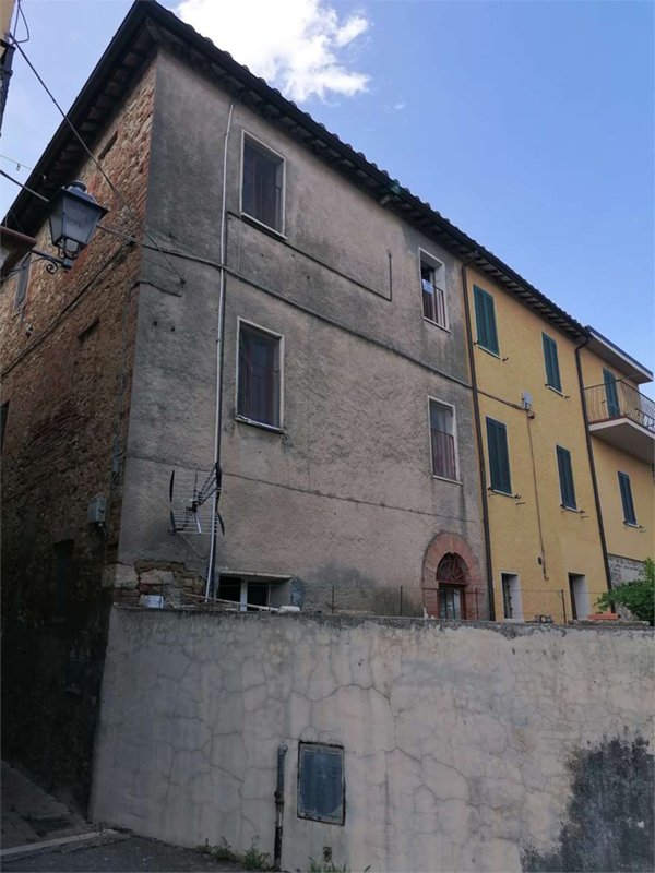 casa indipendente in vendita a Perugia in zona Bagnaia